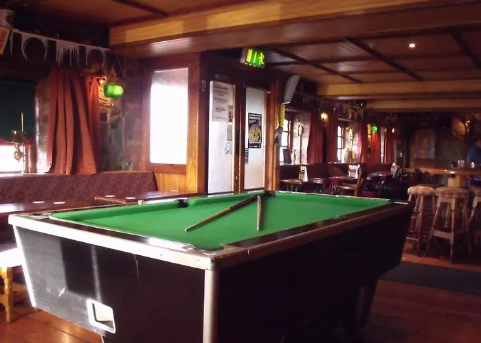 Отель The White House 3*